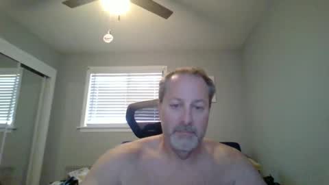 Snapshot of brettsky chatting on 04.16.26 hey online show from 04.16.26
