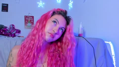 Snapshot of bri_cullen chatting on 01.04.25 Bri cullen online show from 01.04.25