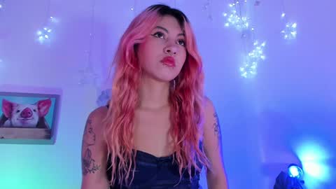 Snapshot of bri_cullen chatting on 02.05.25 Bri cullen online show from 02.05.25