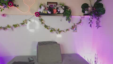 Snapshot of bri_cullen chatting on 09.30.25 Bri cullen online show from 09.30.25