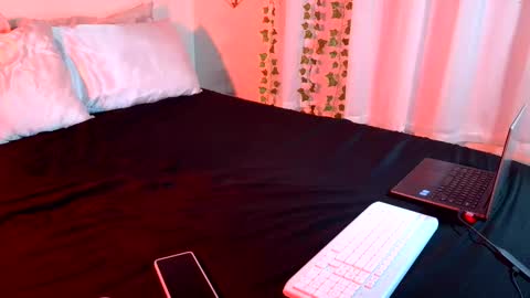 Bria Bubbles online show from 12.07.24