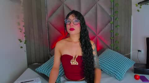 Snapshot of briaconner_ chatting on 05.07.26 B R I A online show from 05.07.26