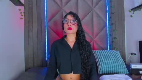 Snapshot of briaconner_ chatting on 05.15.26 B R I A online show from 05.15.26