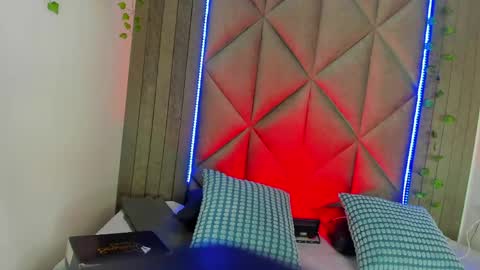 Snapshot of briaconner_ chatting on 05.21.26 B R I A online show from 05.21.26