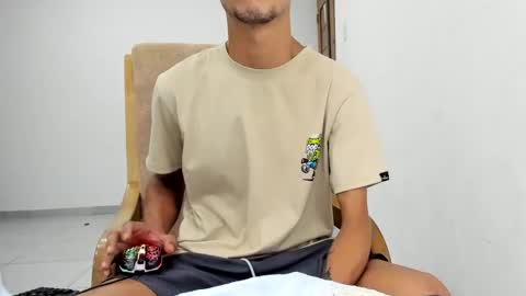 Snapshot of brian_god chatting on 10.26.25 brian god online show from 10.26.25