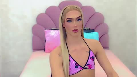 Snapshot of briana_sex32 chatting on 03.05.25 BRIANA online show from 03.05.25