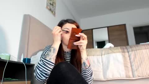 Snapshot of brianadiamondxxx chatting on 02.28.25 brianadiamondxxx online show from 02.28.25