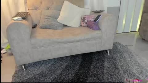 Snapshot of brianaharrizoon1 chatting on 02.04.25 briana online show from 02.04.25