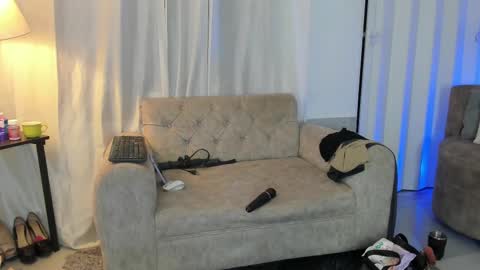 Snapshot of brianaharrizoon1 chatting on 02.19.25 briana online show from 02.19.25