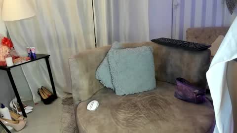 Snapshot of brianaharrizoon1 chatting on 02.21.25 briana online show from 02.21.25