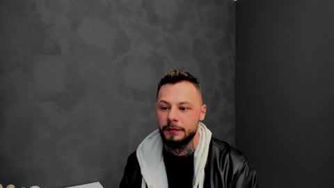 Snapshot of brianhunts chatting on 12.29.24 Brian online show from 12.29.24