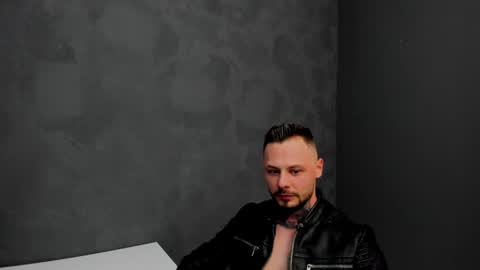 Snapshot of brianhunts chatting on 01.23.25 Brian online show from 01.23.25