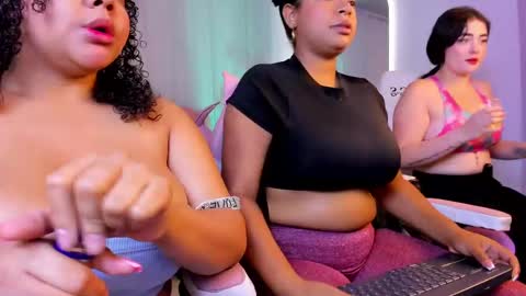 Snapshot of brianna_bigboobs chatting on 03.01.25 online show from 03.01.25
