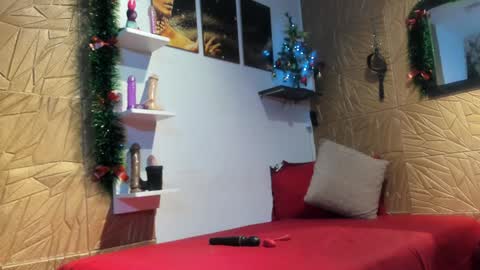 Brianna Chelsea  online show from 12.17.24