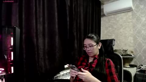 Aisha online show from 03.03.25