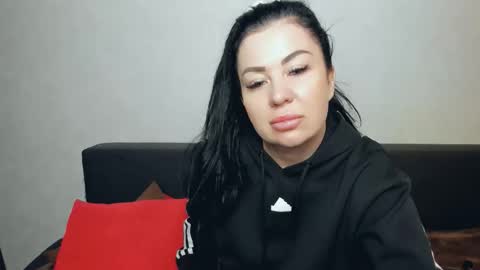 brilliantegirl_ online show from 11.15.25