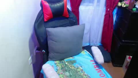 Snapshot of britannysexxy chatting on 02.05.25 scarleth follow mee 3 kis online show from 02.05.25