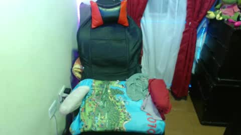 Snapshot of britannysexxy chatting on 02.08.25 scarleth follow mee 3 kis online show from 02.08.25