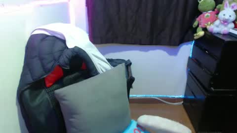Snapshot of britannysexxy chatting on 03.02.25 scarleth follow mee 3 kis online show from 03.02.25