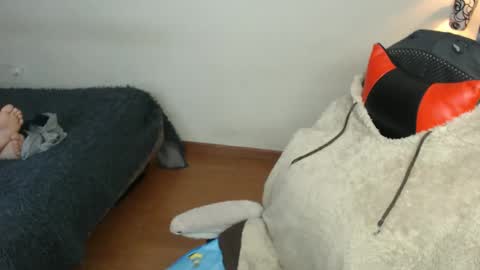 scarleth    follow mee 3 kis online show from 09.19.25