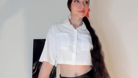 Snapshot of britany__lenox chatting on 11.03.25 britany lenox online show from 11.03.25