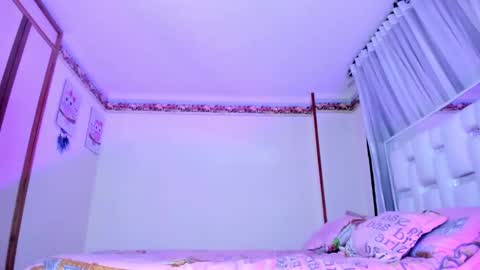 Snapshot of britanyrousee chatting on 02.01.25 Emily online show from 02.01.25