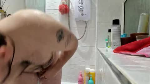 Chubby British Cock online show from 12.24.24