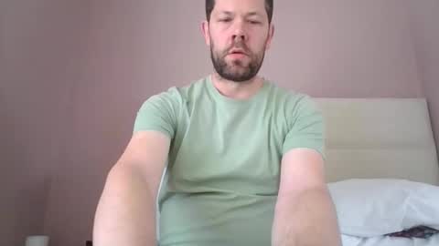 britguy6985 online show from 04.16.26