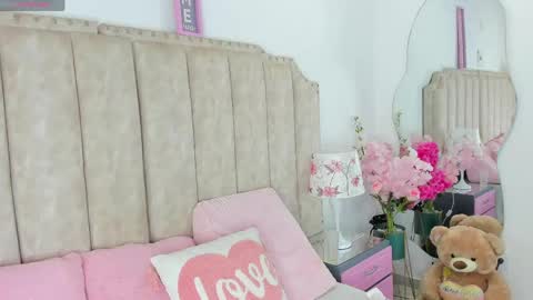 brithanyparker_ online show from 05.19.26