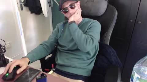 britishbigdick_ online show from 09.30.25