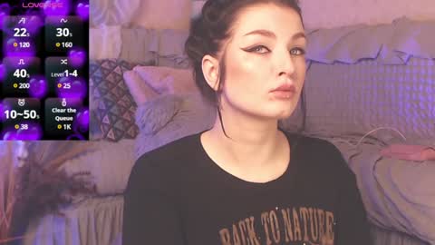 Snapshot of britneybarker chatting on 12.03.24 britneybarker online show from 12.03.24