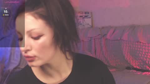 Snapshot of britneybarker chatting on 12.30.24 britneybarker online show from 12.30.24