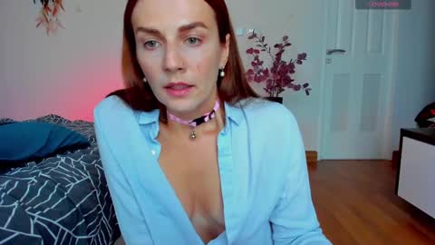 britneyhall online show from 02.20.25