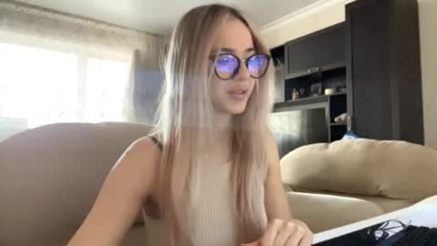 Snapshot of brittanifayard chatting on 02.16.26 Alisa online show from 02.16.26