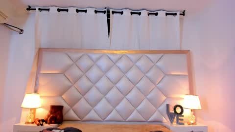 Brittany  online show from 09.09.25