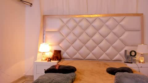 Brittany  online show from 10.04.25