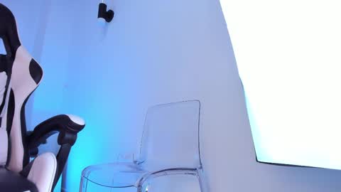   online show from 02.18.25