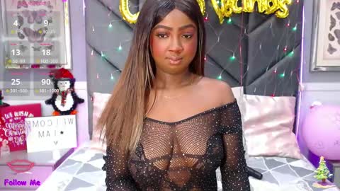 Snapshot of brittanyjhonnns chatting on 12.23.24 brittany 25 years old happy as a worm online show from 12.23.24