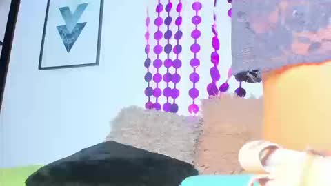 BRIYIT     online show from 10.15.25