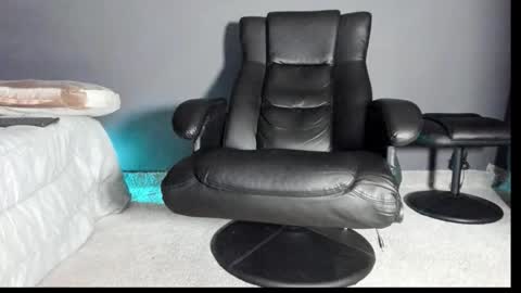 Snapshot of brockhurn_ chatting on 10.20.25 brockhurn_ online show from 10.20.25