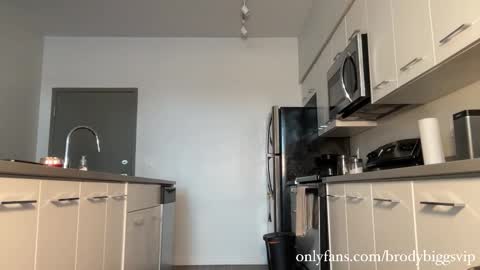 Brody Biggs online show from 11.22.25