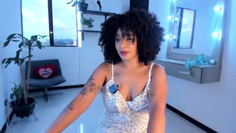 Snapshot of bronzetease chatting on 10.23.25  JOIN MY CHANNEL ON    TELEGRAM         online show from 10.23.25