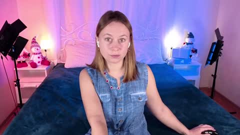 Snapshot of brooke_evans_ chatting on 12.15.24 Brooke online show from 12.15.24