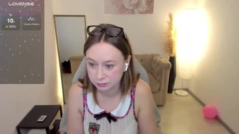 Lady Brooke online show from 03.07.26