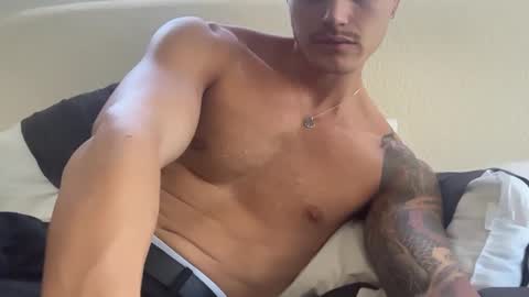 BrooklynTay online show from 02.05.26