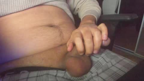 Snapshot of brownboyz99 chatting on 12.27.24 brownboyz99 online show from 12.27.24