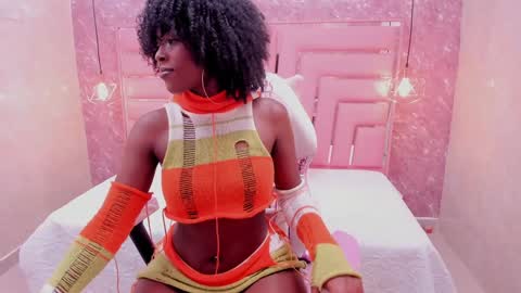 Sara  online show from 01.31.25