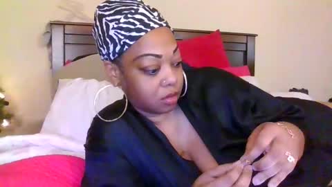 brownroundrenee online show from 12.15.25