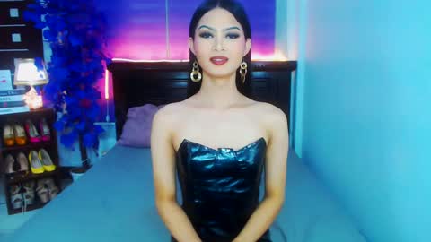 Roberta  GODDESS OF PLEASURE AND SEXUALDESIRE   online show from 12.10.24