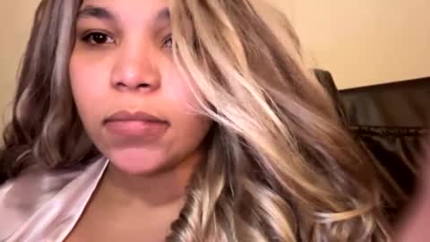 EtherealLilac online show from 01.22.25